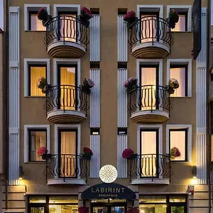 Hotel Labirint Boutique ***